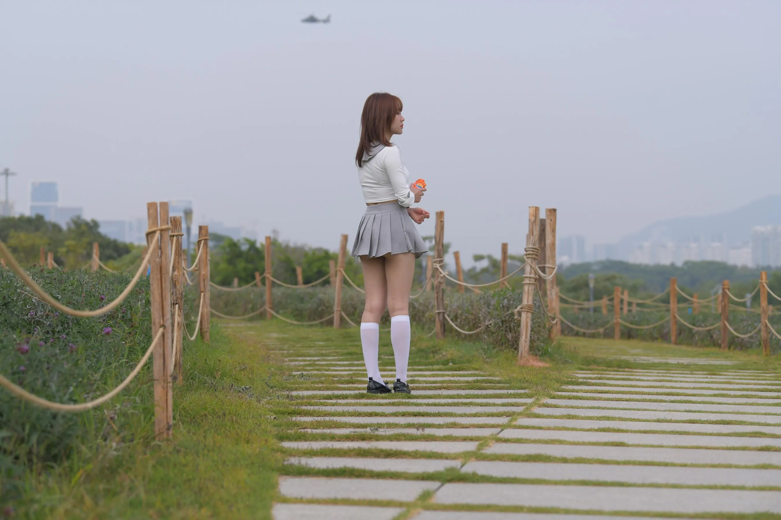 [魔镜街拍] NO.095 性感动人的小百褶裙美女 [763P]插图9